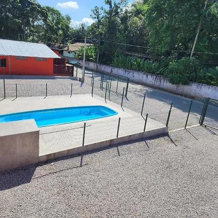 0001.06 - Maranduba - Apto - 2 Dormitório-Ar condicionado - 8 Pessoas - 2 Quadras Do Mar - Piscina - Wi-Fi (Excursão 96 Pessoas)-2